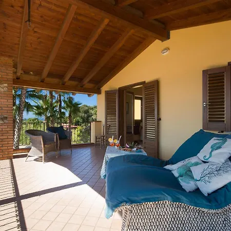 度假居 Two-bedroom In Smaria Di Ricadi -vv-