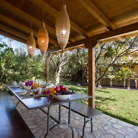 Two-bedroom In Smaria Di Ricadi -vv- 度假居 Santa Maria