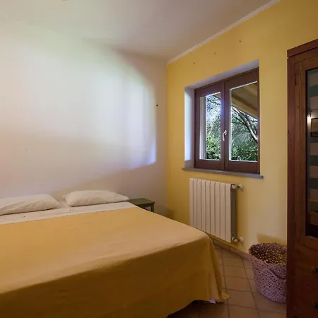 度假居 Two-bedroom In Smaria Di Ricadi -vv- *